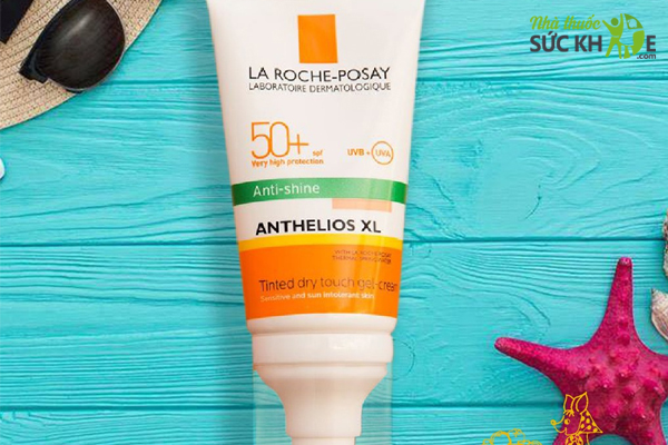  Anthelios XL SPF 50+ Tinted Dry touch gel-cream ANTI-SHINE