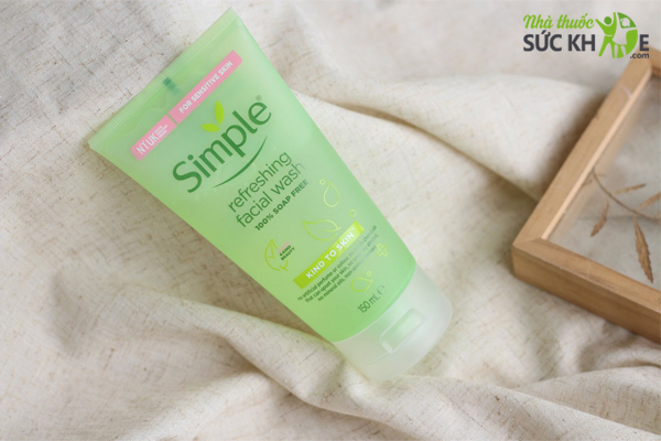 Sữa rửa mặt Simple Kind to Skin Refreshing Facial Wash Gel